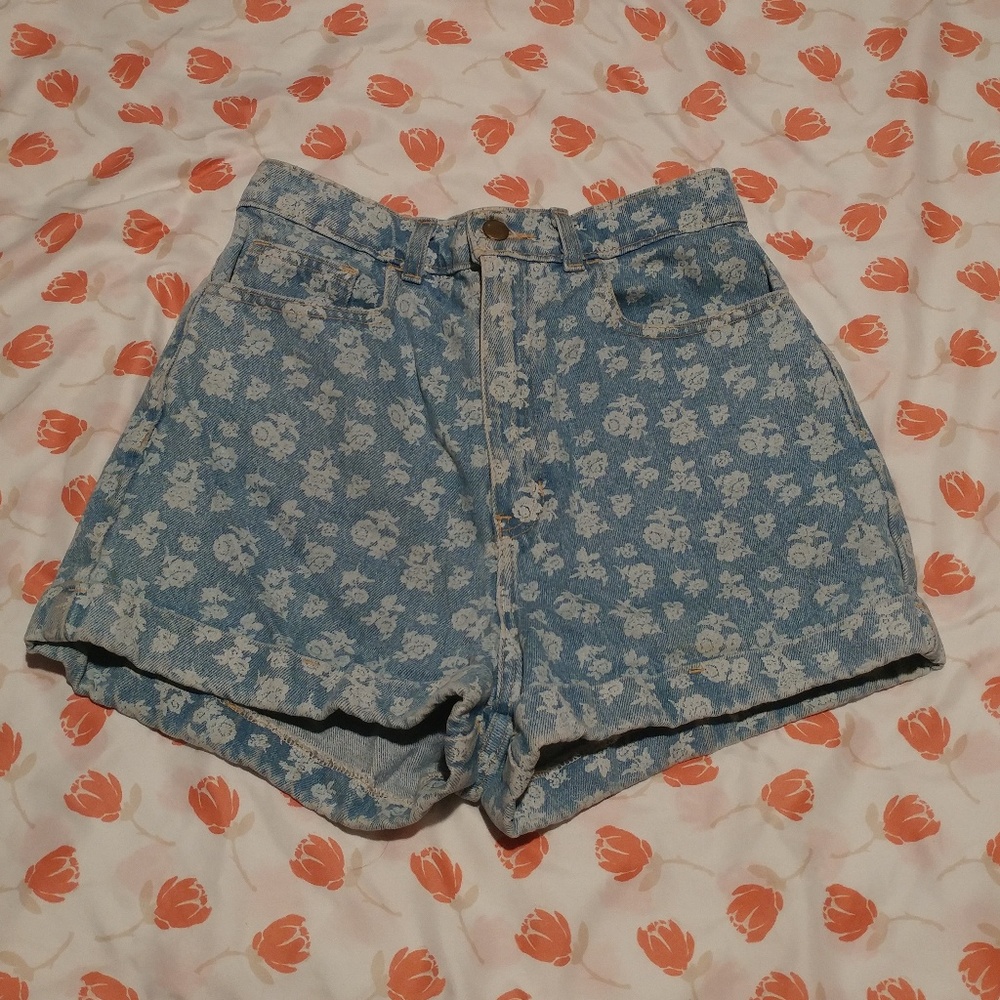 High Waisted Floral Denim Shorts